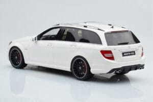 Mercedes C63 AMG S204 T-Model Biały GT Spirit 1:18 GT147 Żywica — zdjęcie 5 z 8