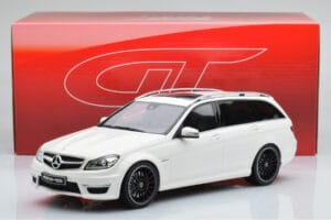 Mercedes C63 AMG S204 T-Model Biały GT Spirit 1:18 GT147 Żywica — zdjęcie 8 z 8