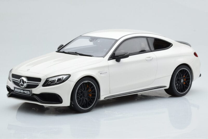 Mercedes C63S AMG C205 Coupe Biały GT Spirit 1:18 B66965707 Żywica