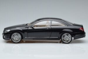 Mercedes CL63 AMG C216 Czarny AUTOart 1:18 76169 Metal — zdjęcie 3 z 6