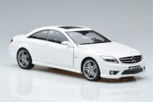 Mercedes CL63 AMG C216 Biały AUTOart 1:18 76167 Metal — zdjęcie 4 z 6