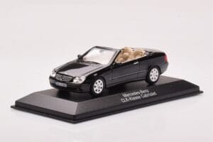 Mercedes CLK A209 Kabriolet Obsidian Czarny Metaliczny Minichamps 1:43 B66961966 Metal — zdjęcie 2 z 4