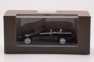 Mercedes CLK A209 Kabriolet Obsidian Czarny Metaliczny Minichamps 1:43 B66961966 Metal — zdjęcie 4 z 4