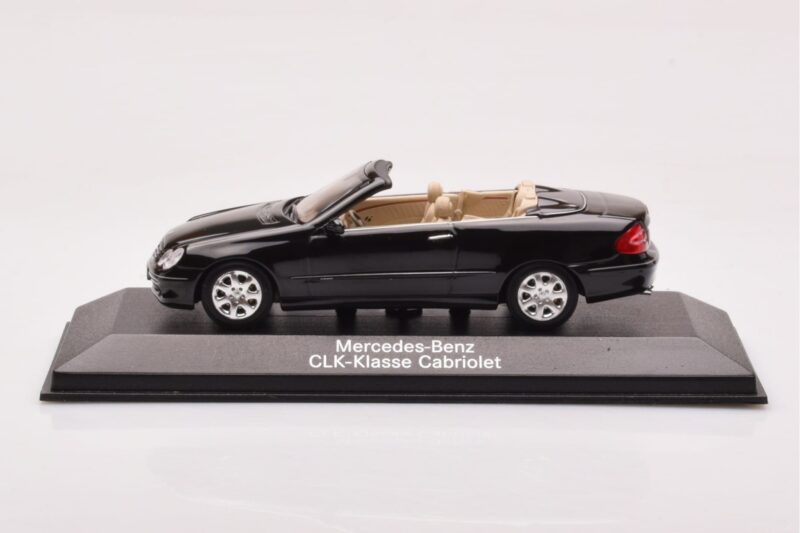 Mercedes CLK A209 Kabriolet Obsidian Czarny Metaliczny Minichamps 1:43 B66961966 Metal