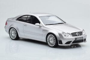Mercedes CLK63 AMG C209 Coupe Srebrny Otto 1:18 OT227 Żywica — zdjęcie 4 z 6