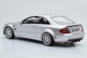 Mercedes CLK63 AMG C209 Coupe Srebrny Otto 1:18 OT227 Żywica — zdjęcie 5 z 6