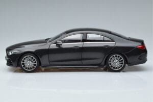 Mercedes CLS Coupe C257 Norev 1:18 B66960546 Metal — zdjęcie 4 z 7