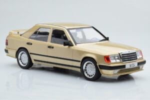 Mercedes E-Class W124 Tuning Beżowy MCG 1:18 MCG18342 Metal — zdjęcie 4 z 6