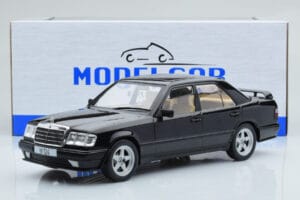 Mercedes E-Class W124 Tuning Czarny MCG 1:18 MCG18341 Metal — zdjęcie 6 z 6