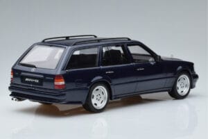 Mercedes E36 AMG S124 Niebieski Otto 1:18 OT753 Żywica — zdjęcie 2 z 6