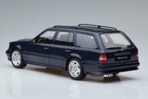 Mercedes E36 AMG S124 Niebieski Otto 1:18 OT753 Żywica — zdjęcie 5 z 6