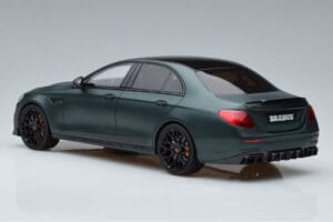 Mercedes E63 AMG Brabus 800 W213 Zielony GT Spirit 1:18 GT208 Żywica — zdjęcie 5 z 6