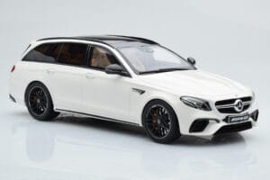 Mercedes AMG E63 S S213 T-Model Biały GT Spirit 1:18 GT795 Żywica — zdjęcie 4 z 6