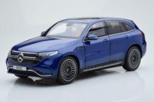 Mercedes EQC 400 Brilliant Niebieski NZG 1:18 B66963757 Metal