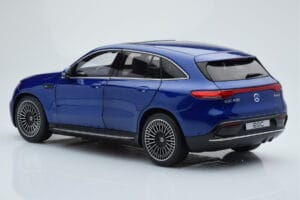 Mercedes EQC 400 Brilliant Niebieski NZG 1:18 B66963757 Metal — zdjęcie 5 z 8