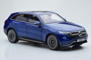 Mercedes EQC 400 Brilliant Niebieski NZG 1:18 B66963757 Metal — zdjęcie 6 z 8
