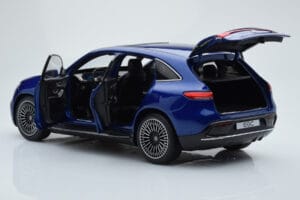 Mercedes EQC 400 Brilliant Niebieski NZG 1:18 B66963757 Metal — zdjęcie 7 z 8