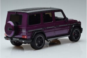 Mercedes G63 AMG W463 Crazy Color Galactic Beam Dealer Edition GT Spirit 1:18 B66961014 Żywica — zdjęcie 2 z 6