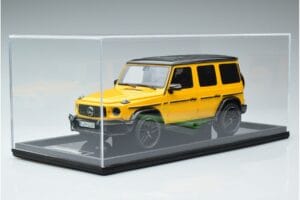 Mercedes AMG G63 W463 Żółty MotorHelix 1:18 MH018 Y Żywica — zdjęcie 6 z 7