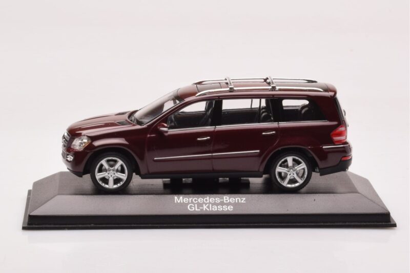 Mercedes GL X164 Karneolowy Czerwony Minichamps 1:43 B66962226 Metal
