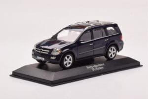 Mercedes GL X164 Tanzanite Niebieski Minichamps 1:43 B66962228 Metal — zdjęcie 2 z 4