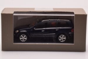 Mercedes GL X164 Tanzanite Niebieski Minichamps 1:43 B66962228 Metal — zdjęcie 4 z 4