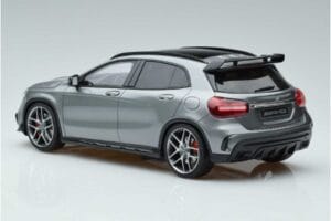 Mercedes AMG GLA 45 X156 Edycja Dealerska GT Spirit 1:18 B66960467 Żywica — zdjęcie 5 z 6