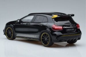 Mercedes AMG GLA45 X156 Żółty Night Edition GT Spirit 1:18 B66960469 Żywica — zdjęcie 5 z 6