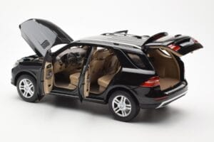 Mercedes M-Class W166 Obsidian Czarny Metalic Minichamps 1:18 B66960063 Metal — zdjęcie 5 z 8