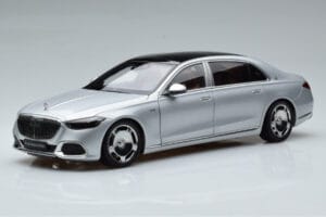 Mercedes Maybach S600 W222 V12 Biturbo Hightech Srebrny Almost Real 1:18 820118 Metal