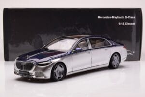 Mercedes Maybach S680 W223 Nautical Niebieski Cirrus Srebrny Almost Real 1:18 820125 Metal — zdjęcie 8 z 8