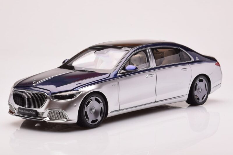 Mercedes Maybach S680 W223 Nautical Niebieski Cirrus Srebrny Almost Real 1:18 820125 Metal