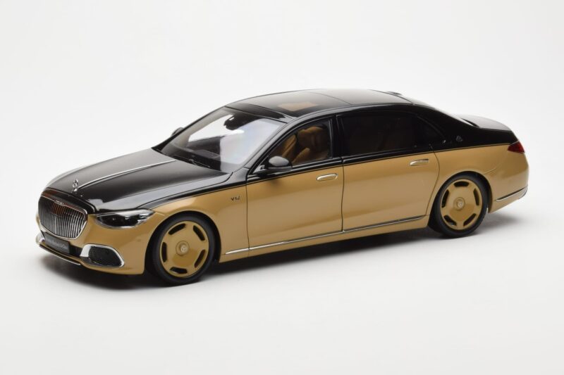 Mercedes Maybach S680 W223 Obsidian Czarny Sand Almost Real 1:18 820124 Metal