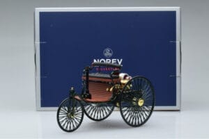 Mercedes Patent Motorwagen Zielony Norev 1:18 183701 Metal — zdjęcie 6 z 6