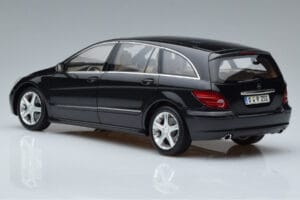 Mercedes R-Class W251 Obsidian Czarny Minichamps 1:18 B66962325 Metal — zdjęcie 6 z 7