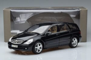 Mercedes R-Class W251 Obsidian Czarny Minichamps 1:18 B66962325 Metal — zdjęcie 7 z 7