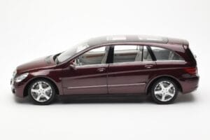 Mercedes R-Class W251 Czerwony Metaliczny Minichamps 1:18 150034602 Metal — zdjęcie 4 z 8