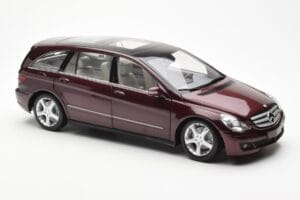 Mercedes R-Class W251 Czerwony Metaliczny Minichamps 1:18 150034602 Metal — zdjęcie 6 z 8