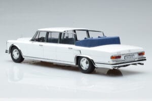 Mercedes 600 Pullman W100 Landaulet Biały KK-Scale 1:18 KKDC181184 Metal — zdjęcie 5 z 6