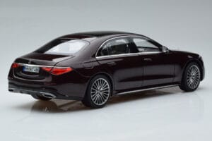 Mercedes S-Class W223 AMG Line Czerwony Norev 1:18 183804 Metal — zdjęcie 3 z 8