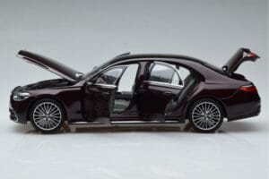 Mercedes S-Class W223 AMG Line Czerwony Norev 1:18 183804 Metal — zdjęcie 4 z 8