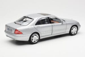 Mercedes S600 W220 Srebrny Metaliczny Norev 1:18 183810 Metal — zdjęcie 3 z 8