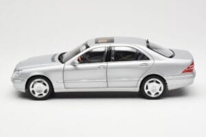Mercedes S600 W220 Srebrny Metaliczny Norev 1:18 183810 Metal — zdjęcie 4 z 8