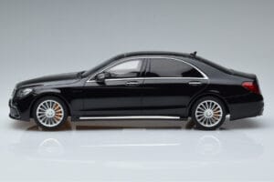 Mercedes AMG S65 W222 Czarny GT Spirit 1:18 GT228 Żywica — zdjęcie 3 z 6