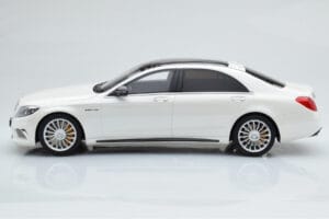 Mercedes AMG S65 W222 Biały GT Spirit 1:18 B66960371 Żywica — zdjęcie 3 z 8
