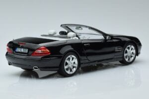 Mercedes SL500 R230 Czarny Norev 1:18 183840 Metal — zdjęcie 3 z 8