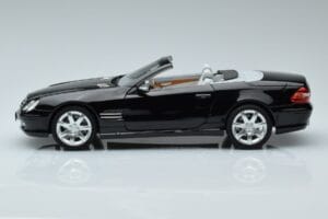 Mercedes SL500 R230 Czarny Norev 1:18 183840 Metal — zdjęcie 4 z 8