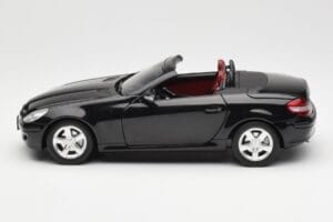 Mercedes SLK R171 Obsidian Czarny Metallic Minichamps 1:18 B66962319 Metal — zdjęcie 5 z 9