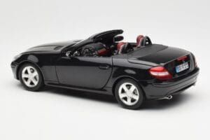 Mercedes SLK R171 Obsidian Czarny Metallic Minichamps 1:18 B66962319 Metal — zdjęcie 8 z 9