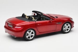 Mercedes SLK R172 Designo Zircon Czerwony Minichamps 1:18 B66960513 Metal — zdjęcie 3 z 8